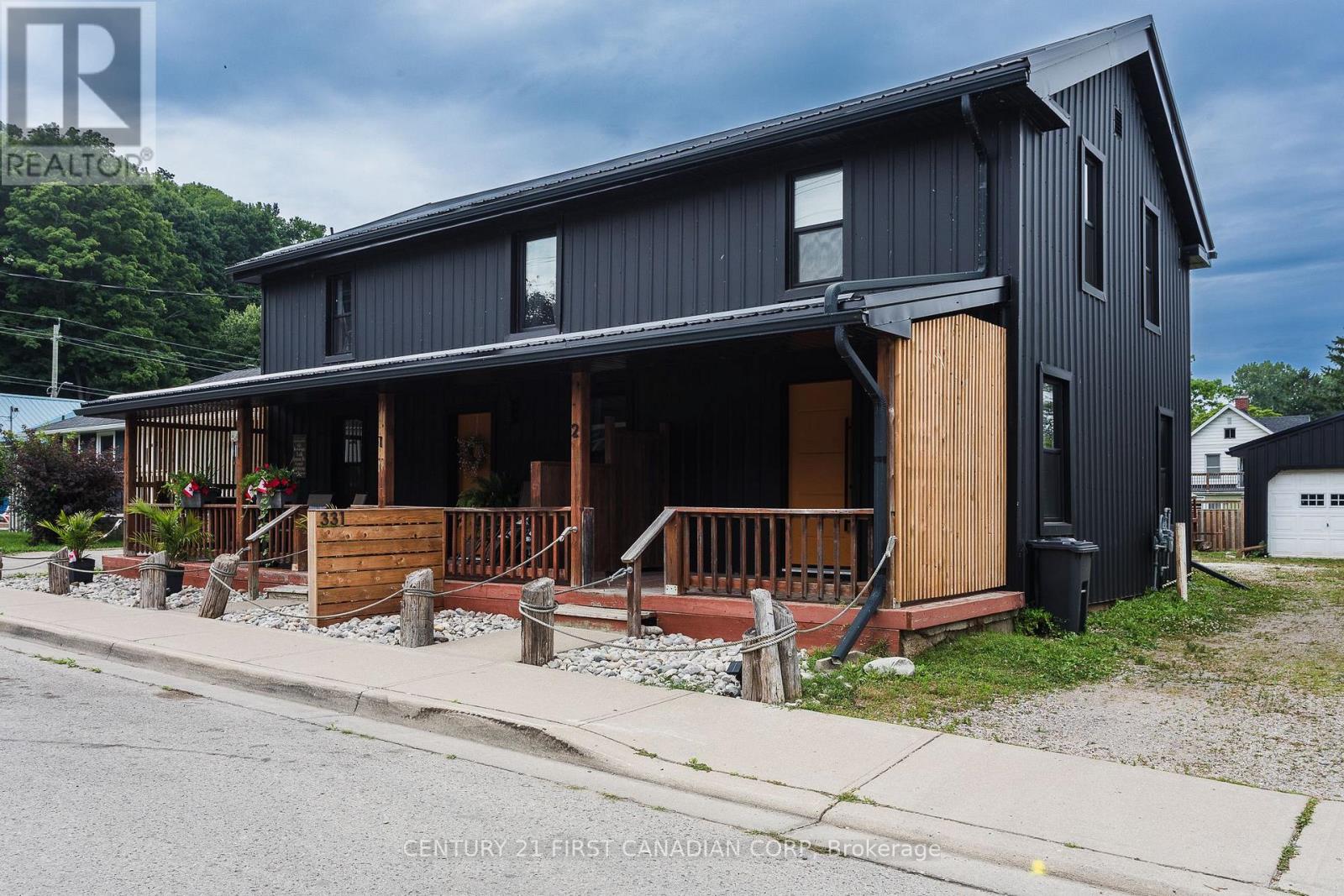 331 Erie Street, Central Elgin, Ontario  N5L 1E3 - Photo 2 - X12681932