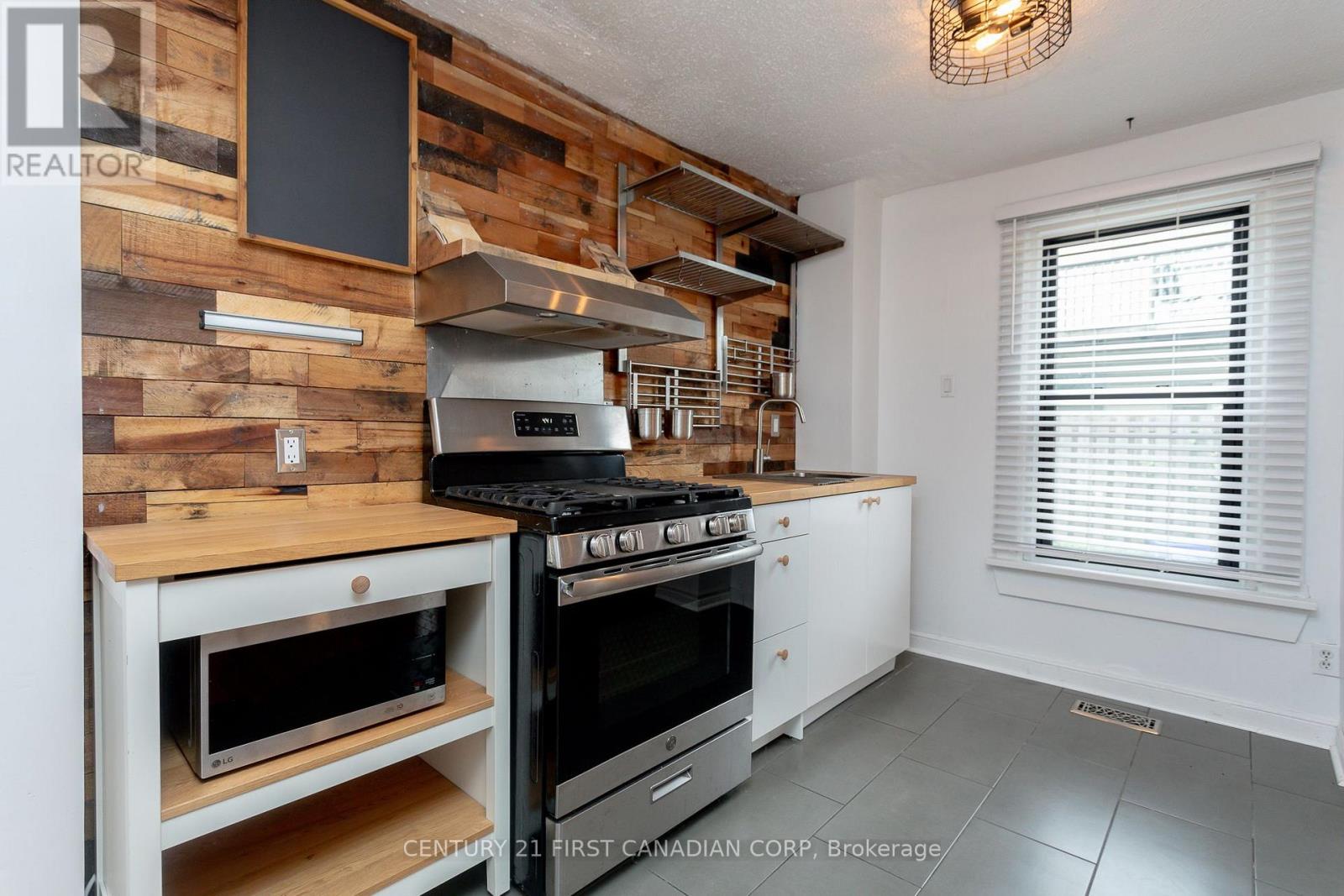 331 Erie Street, Central Elgin, Ontario  N5L 1E3 - Photo 22 - X12681932