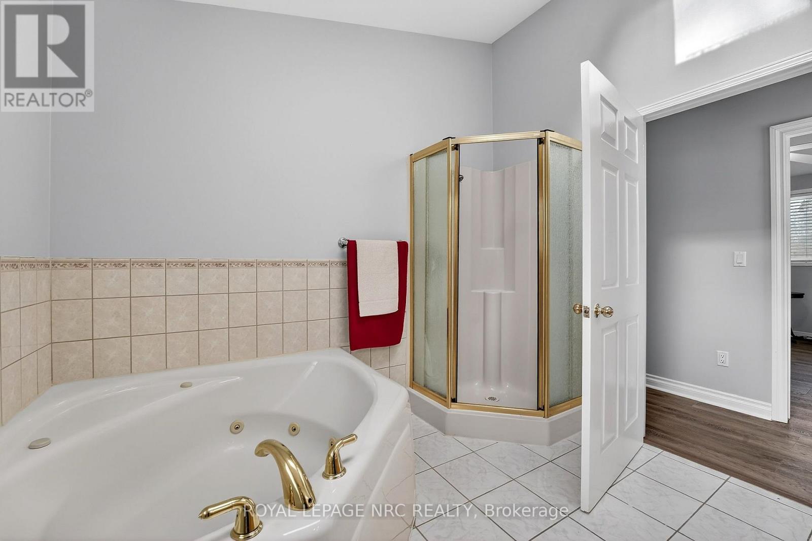 3205 Poplar Avenue, Fort Erie, Ontario  L0S 1N0 - Photo 36 - X12681930