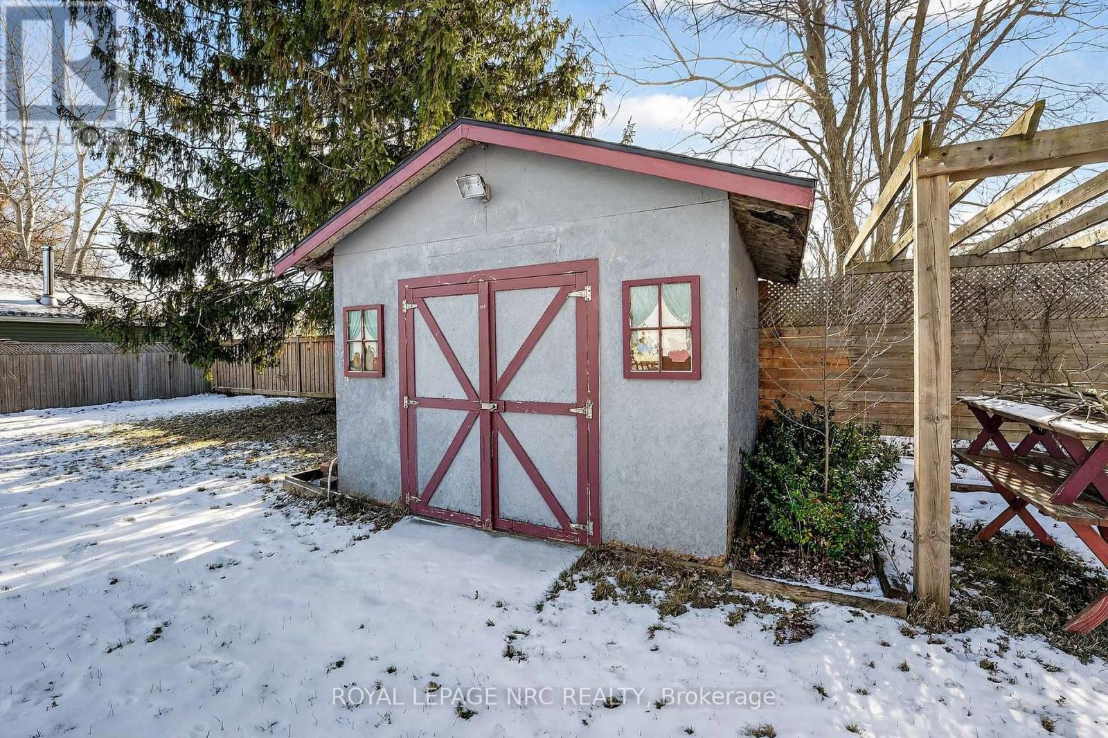 3205 Poplar Avenue, Fort Erie, Ontario  L0S 1N0 - Photo 43 - X12681930