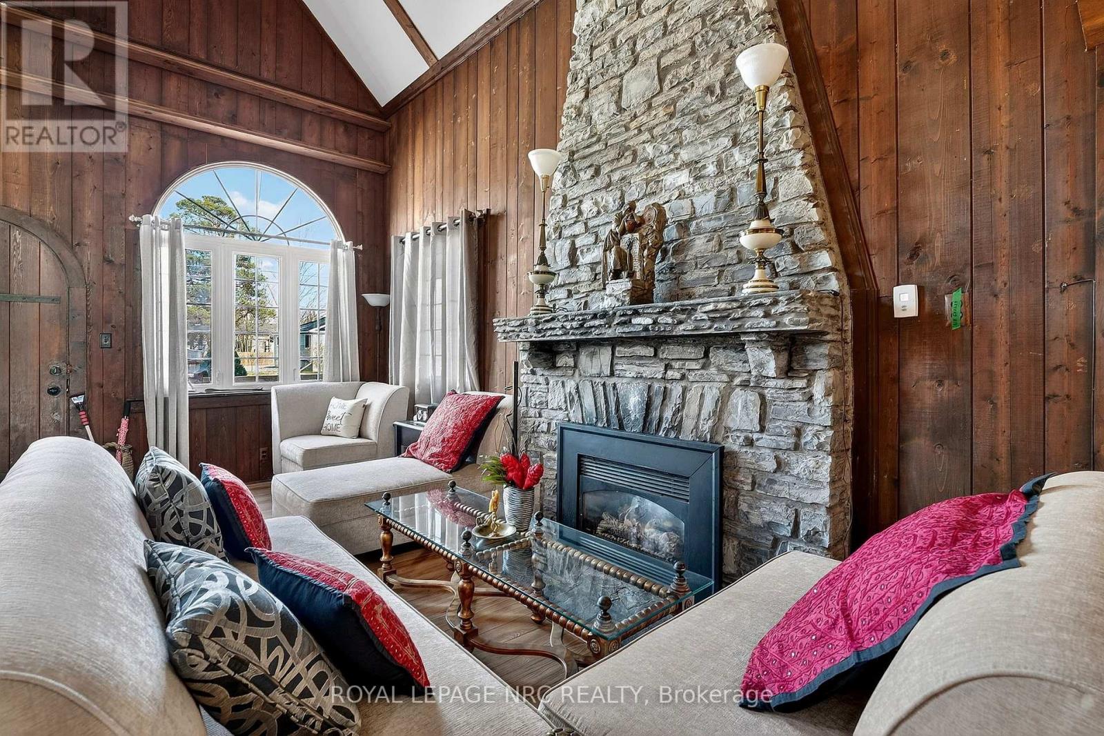 3205 Poplar Avenue, Fort Erie, Ontario  L0S 1N0 - Photo 7 - X12681930