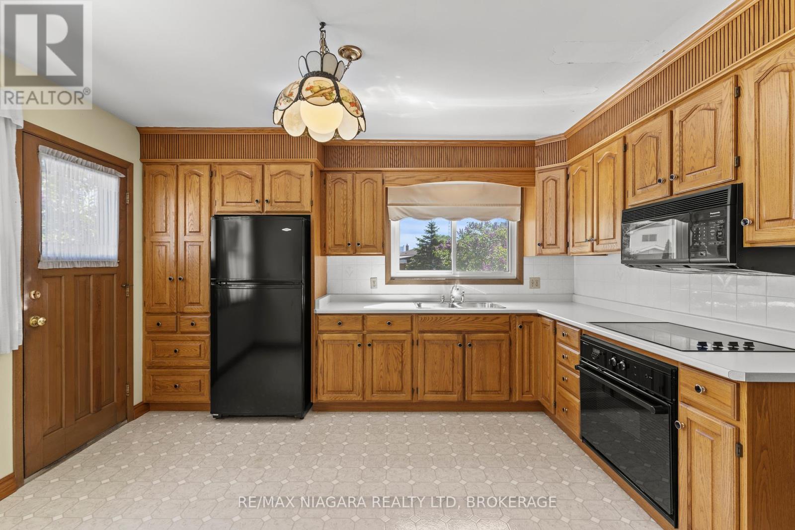 6628 Argyll Crescent, Niagara Falls, Ontario  L2G 5E7 - Photo 15 - X12681936