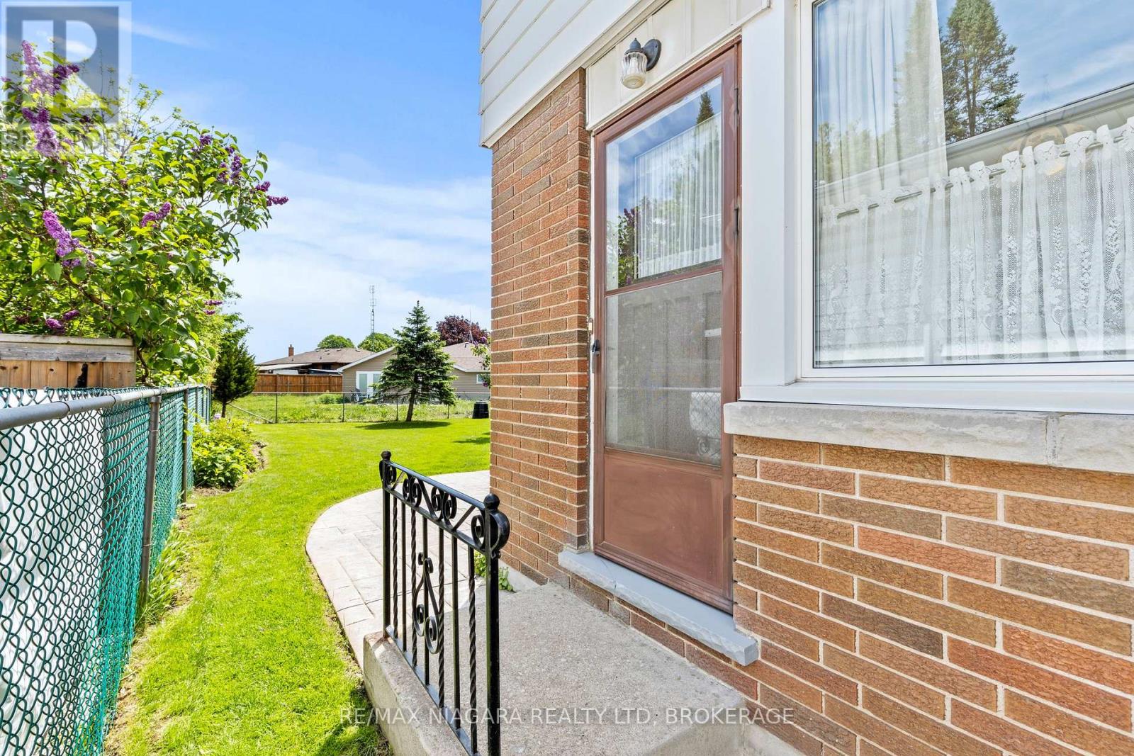 6628 Argyll Crescent, Niagara Falls, Ontario  L2G 5E7 - Photo 36 - X12681936