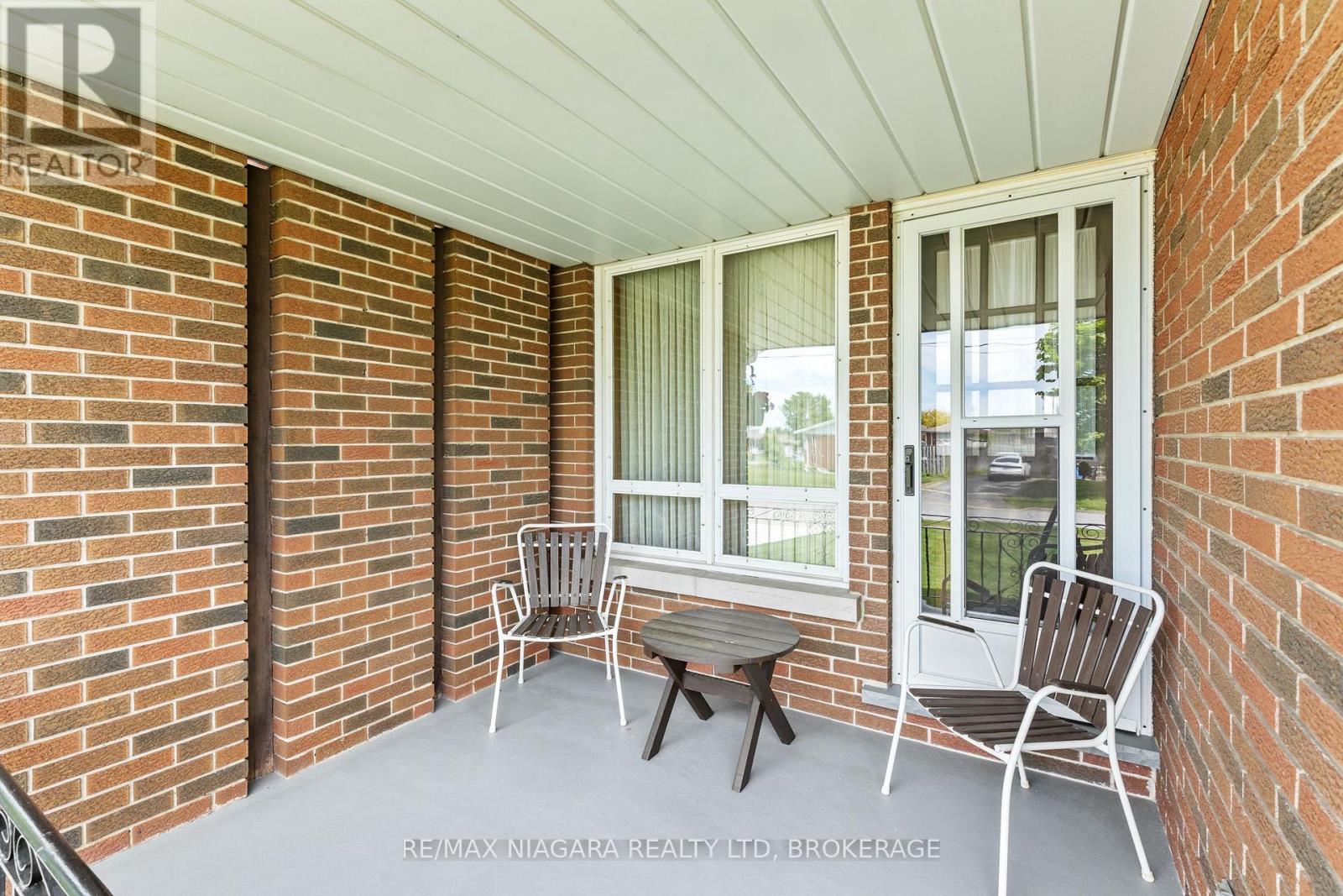 6628 Argyll Crescent, Niagara Falls, Ontario  L2G 5E7 - Photo 6 - X12681936