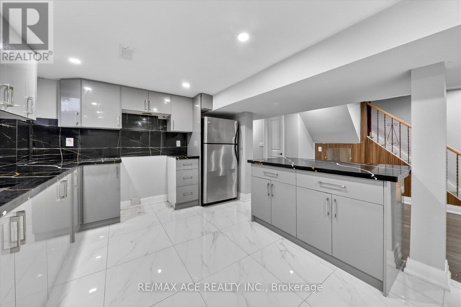 36 Galsworthy Avenue, Toronto, Ontario  M1R 2N6 - Photo 22 - E12674218