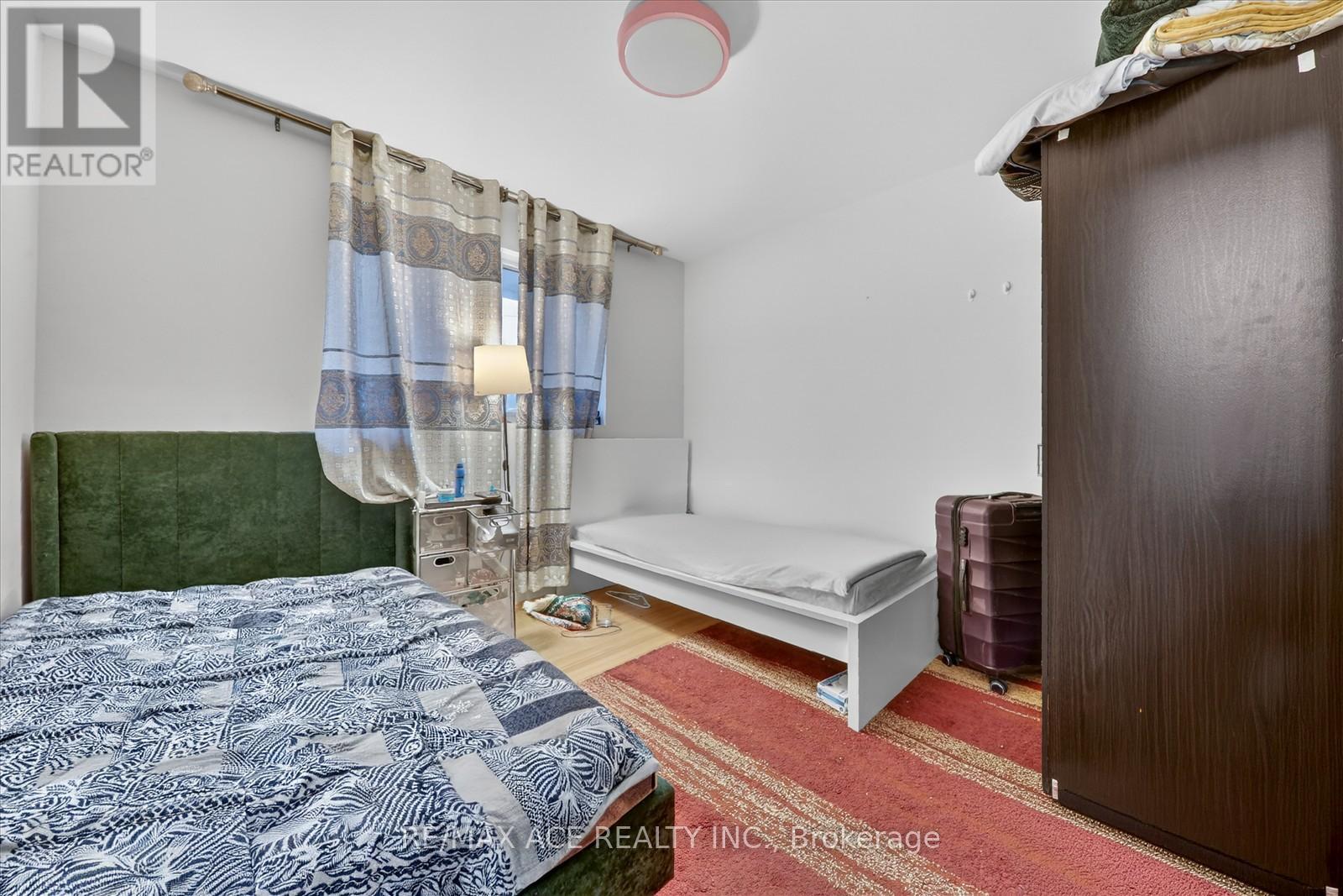 36 Galsworthy Avenue, Toronto, Ontario  M1R 2N6 - Photo 17 - E12674218