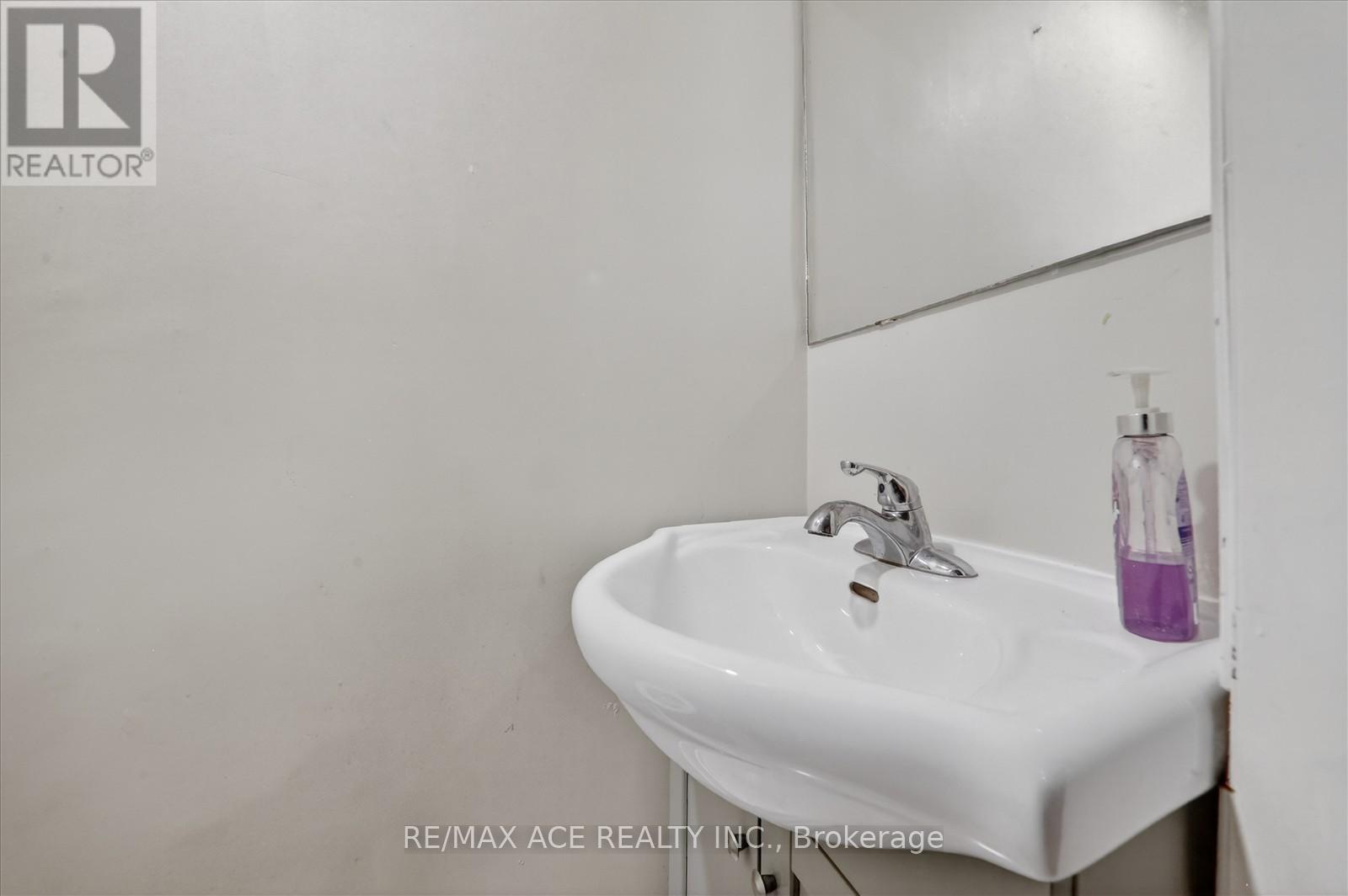 36 Galsworthy Avenue, Toronto, Ontario  M1R 2N6 - Photo 29 - E12674218