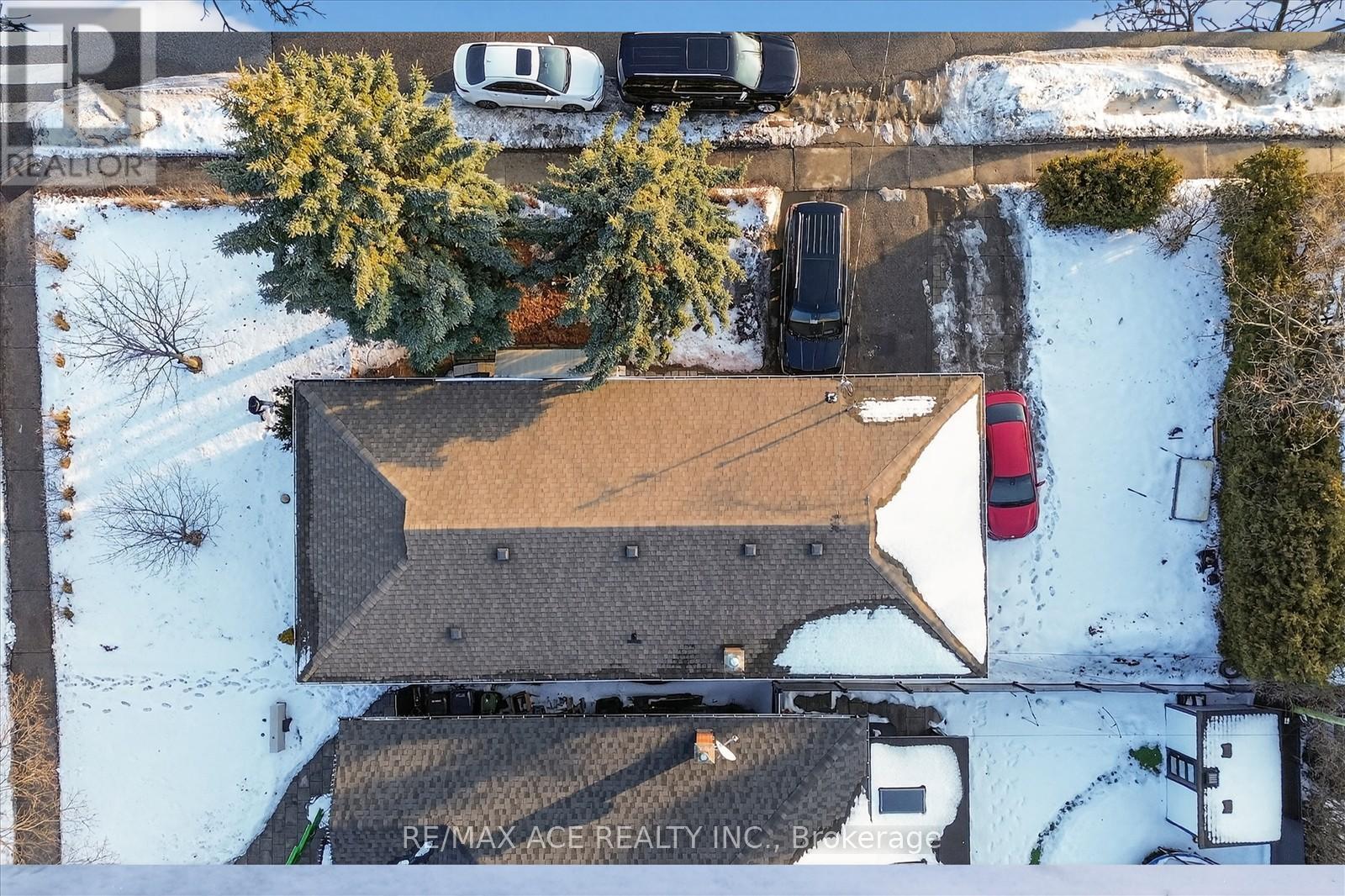 36 Galsworthy Avenue, Toronto, Ontario  M1R 2N6 - Photo 3 - E12674218