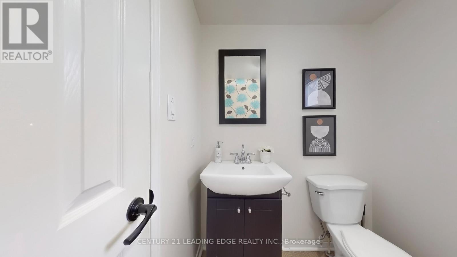 692 Amaretto Avenue, Pickering, Ontario L1X 1L6 - Photo 17 - E12681716