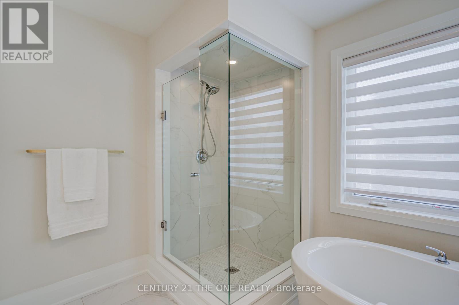 420 Seaview Heights, East Gwillimbury, Ontario  L9N 0Y5 - Photo 33 - N12678576