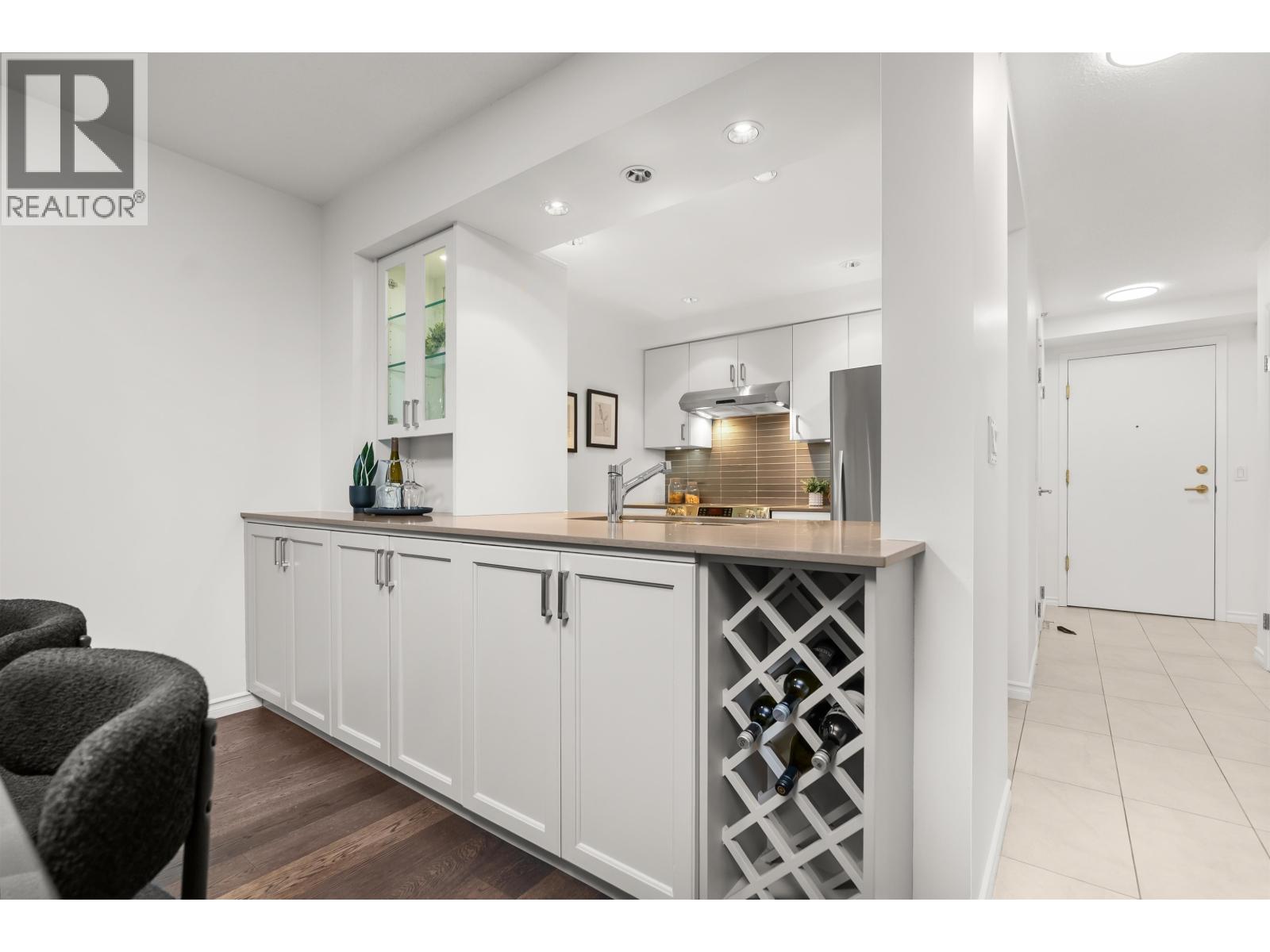 1603 388 Drake Street, Vancouver, British Columbia  V6B 6A8 - Photo 9 - R3077820