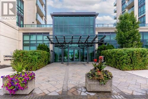 503 - 55 Yorkland Boulevard S, Brampton, Ontario  L6P 4K9 - Photo 4 - W12681000