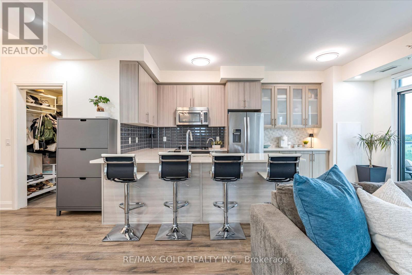 503 - 55 Yorkland Boulevard S, Brampton, Ontario  L6P 4K9 - Photo 8 - W12681000