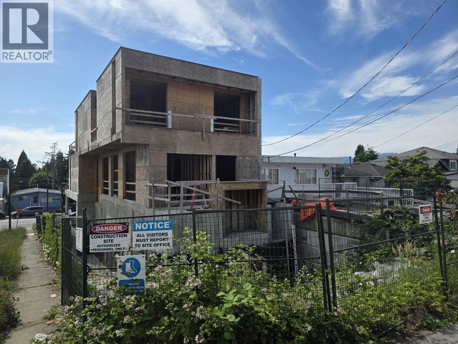 4292 Slocan Street, Vancouver, British Columbia  V5R 1Z4 - Photo 4 - C8074977