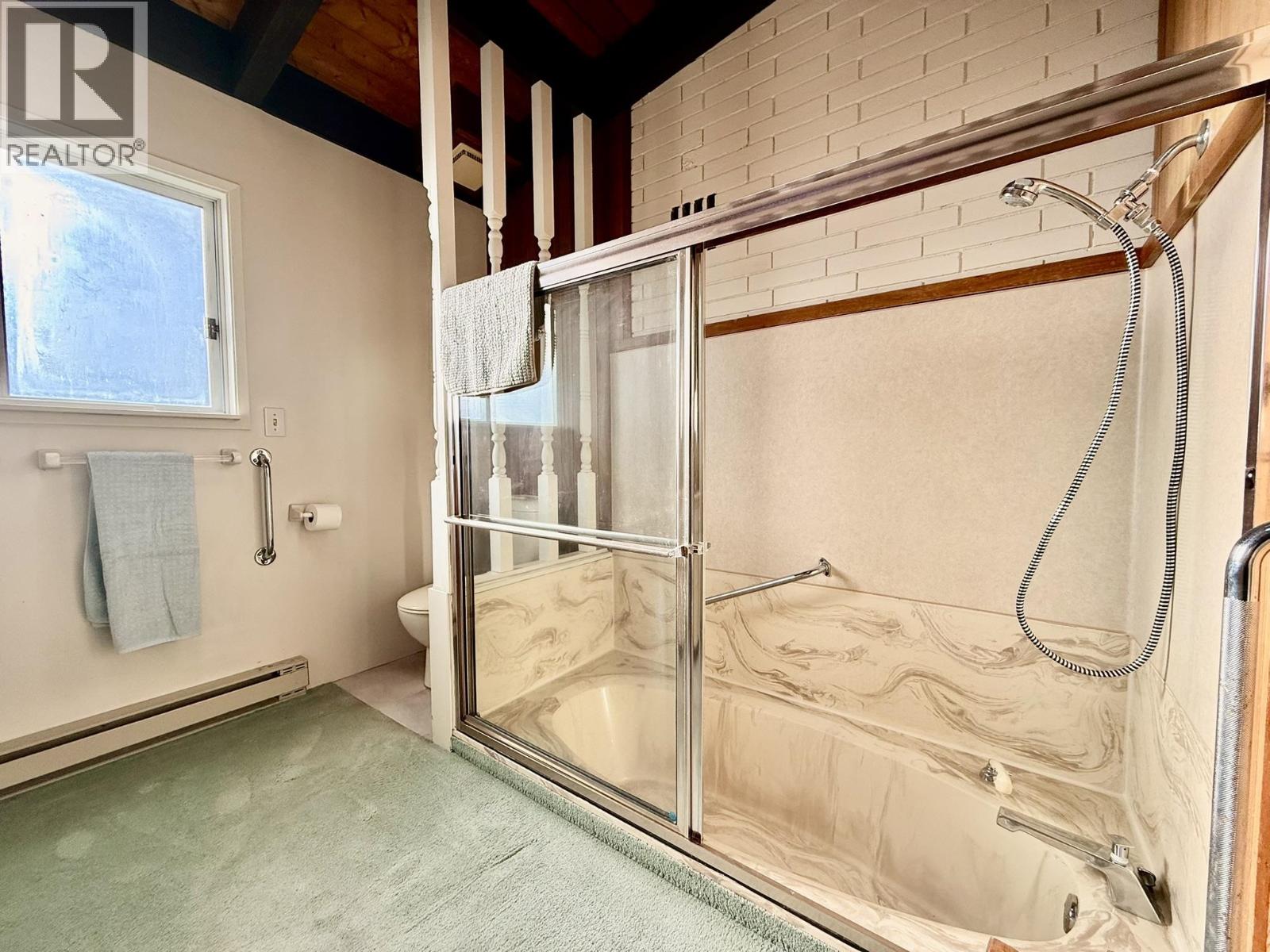 7077 Dale Road, Sechelt, British Columbia V7Z 0N2 - Photo 12 - R3076117