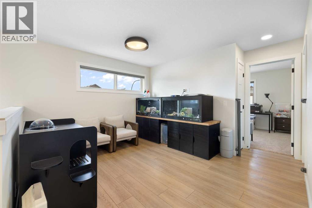 78 Silverton Glen Crescent Sw, Calgary, Alberta  T2X 5C2 - Photo 31 - A2278036