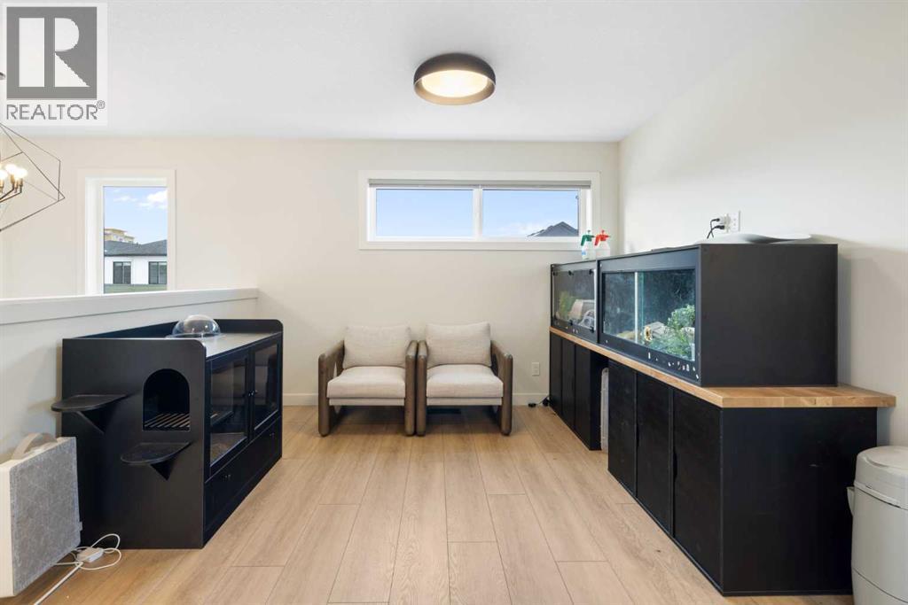 78 Silverton Glen Crescent Sw, Calgary, Alberta  T2X 5C2 - Photo 30 - A2278036