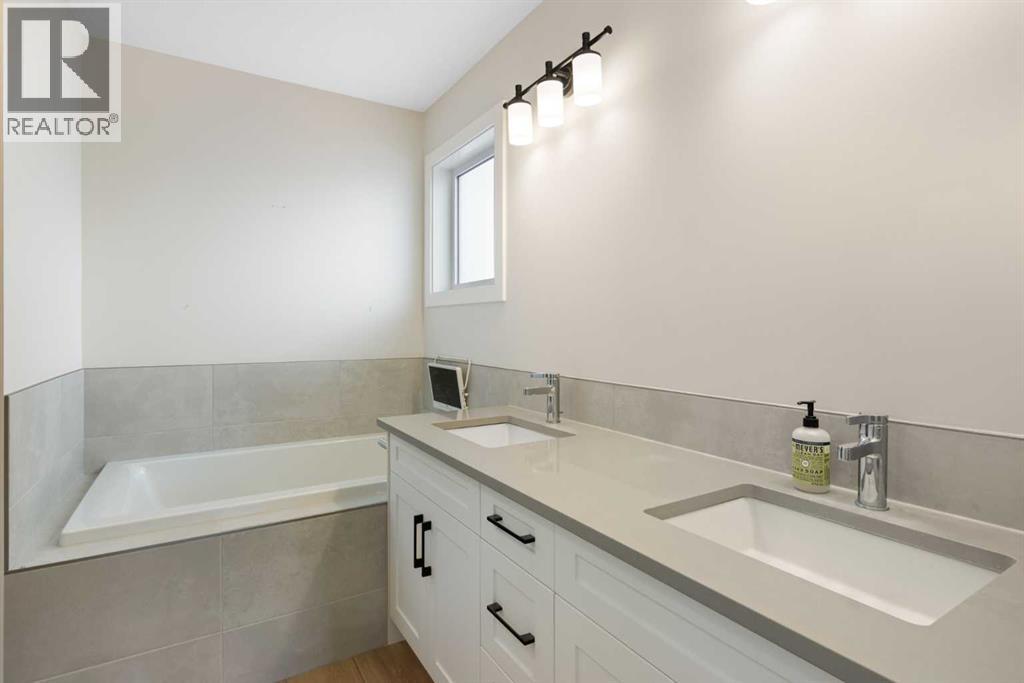 78 Silverton Glen Crescent Sw, Calgary, Alberta  T2X 5C2 - Photo 24 - A2278036