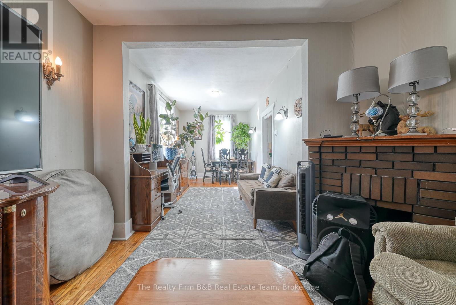 208 Victoria Street, Ingersoll, Ontario  N5C 2N1 - Photo 24 - X12462148