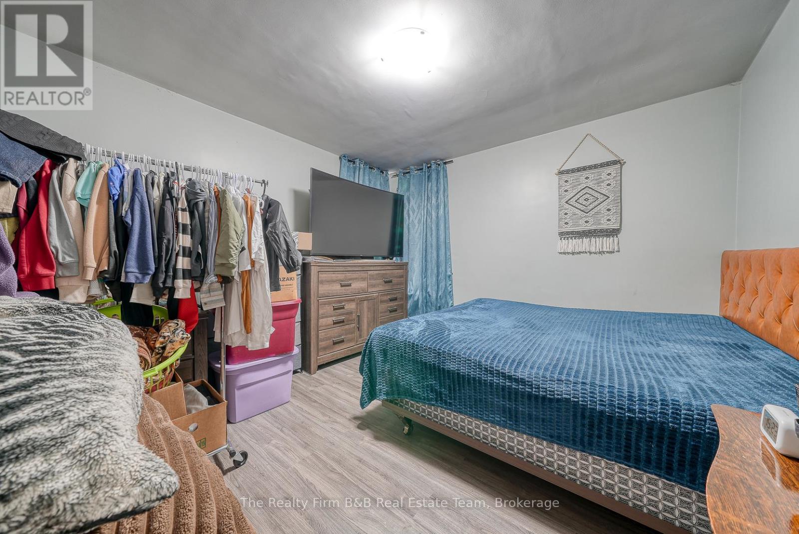 208 Victoria Street, Ingersoll, Ontario  N5C 2N1 - Photo 16 - X12462148