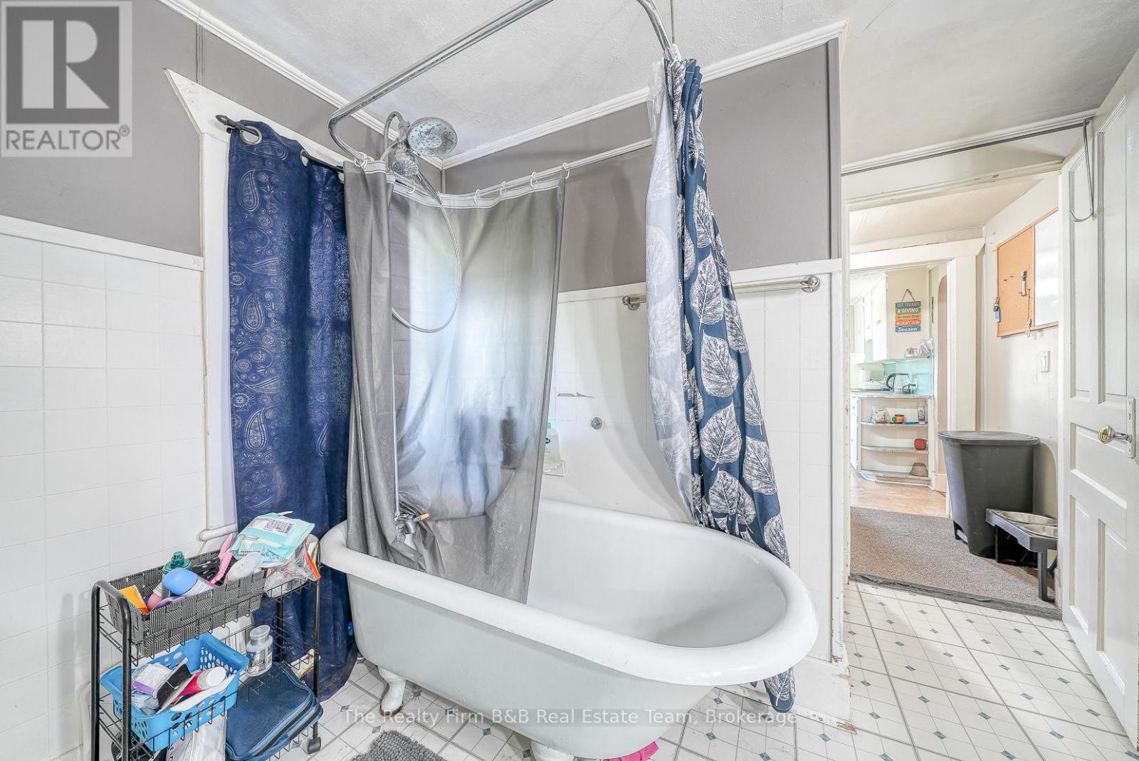 208 Victoria Street, Ingersoll, Ontario  N5C 2N1 - Photo 30 - X12462148