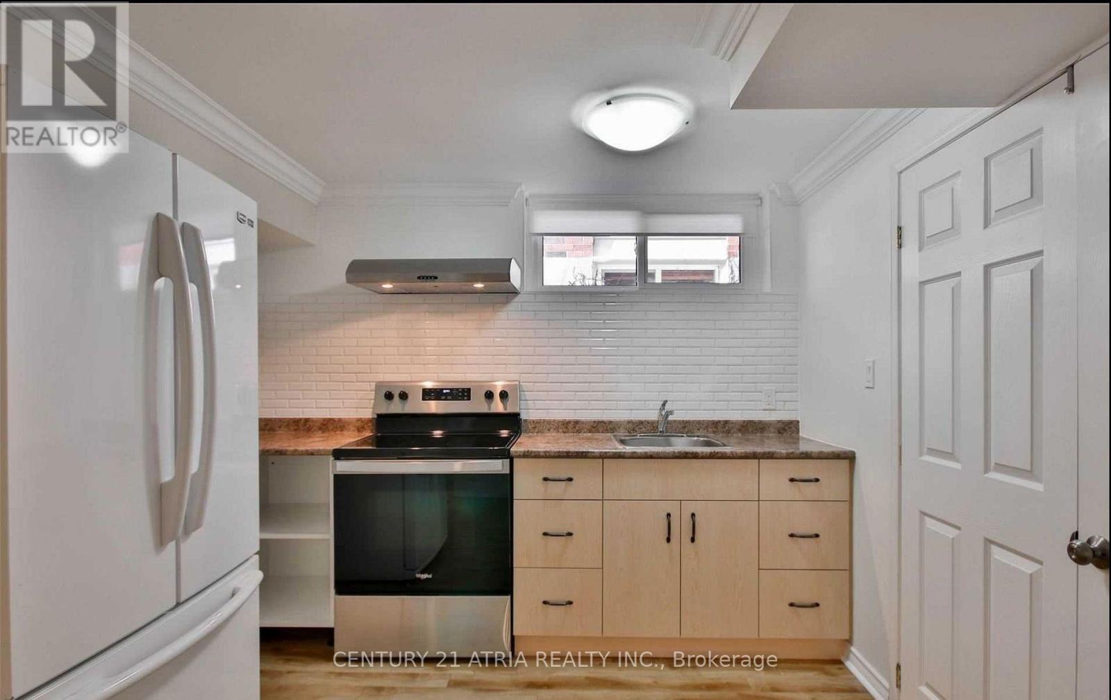 243 Harrygan Crescent, Richmond Hill, Ontario  L4C 4J2 - Photo 13 - N12681444