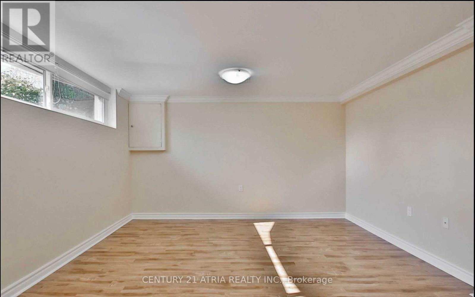 243 Harrygan Crescent, Richmond Hill, Ontario  L4C 4J2 - Photo 3 - N12681444