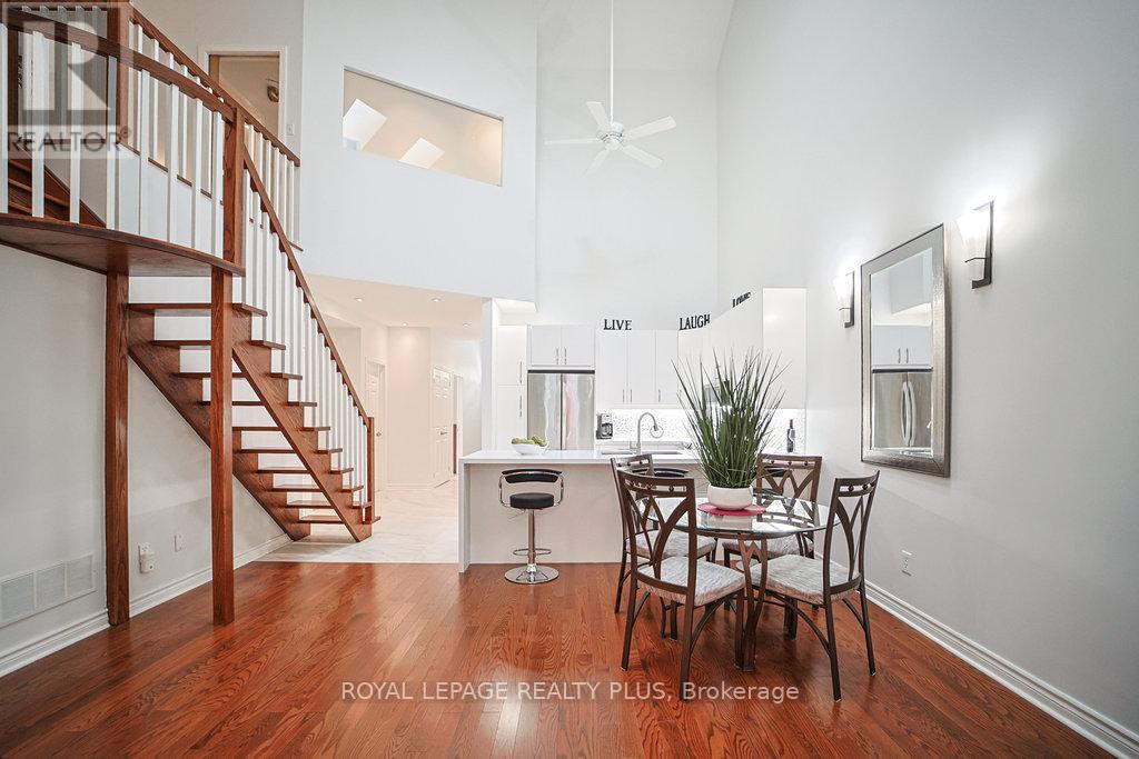 6 - 1010 Cristina Court, Mississauga, Ontario  L5J 4T7 - Photo 10 - W12681928