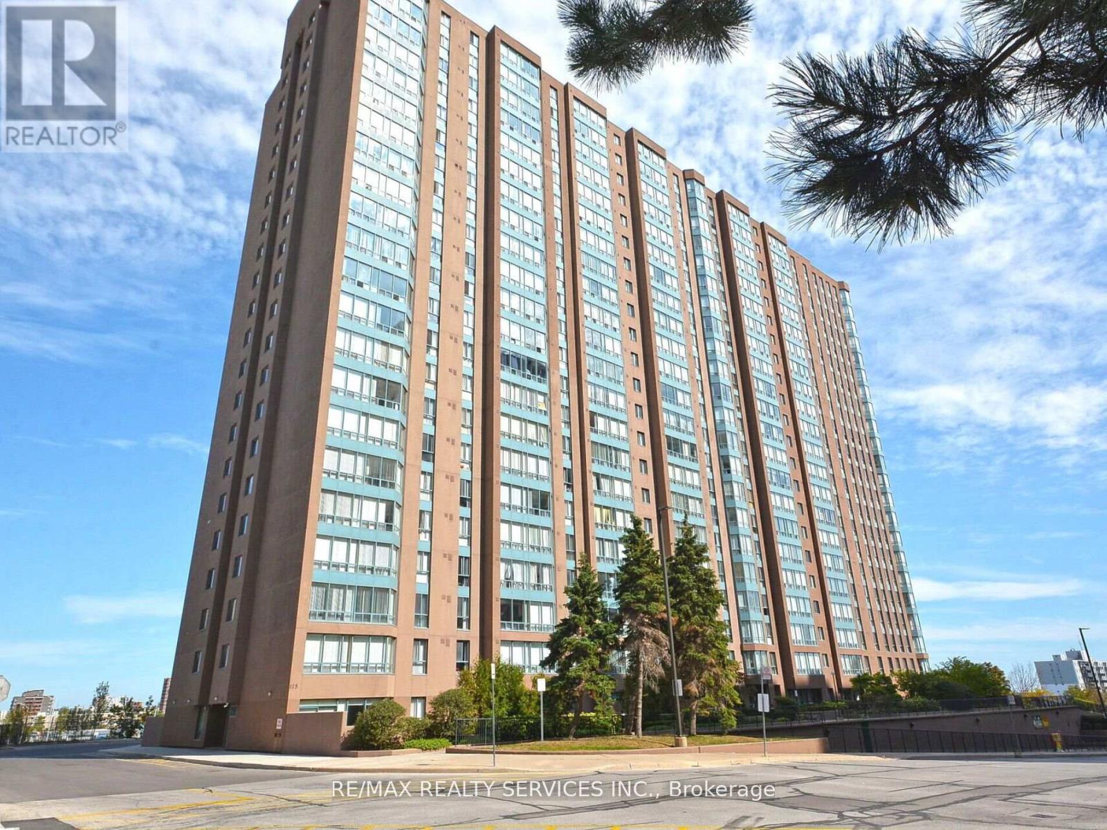 14 - 115 HILLCREST AVENUE, Mississauga, Ontario