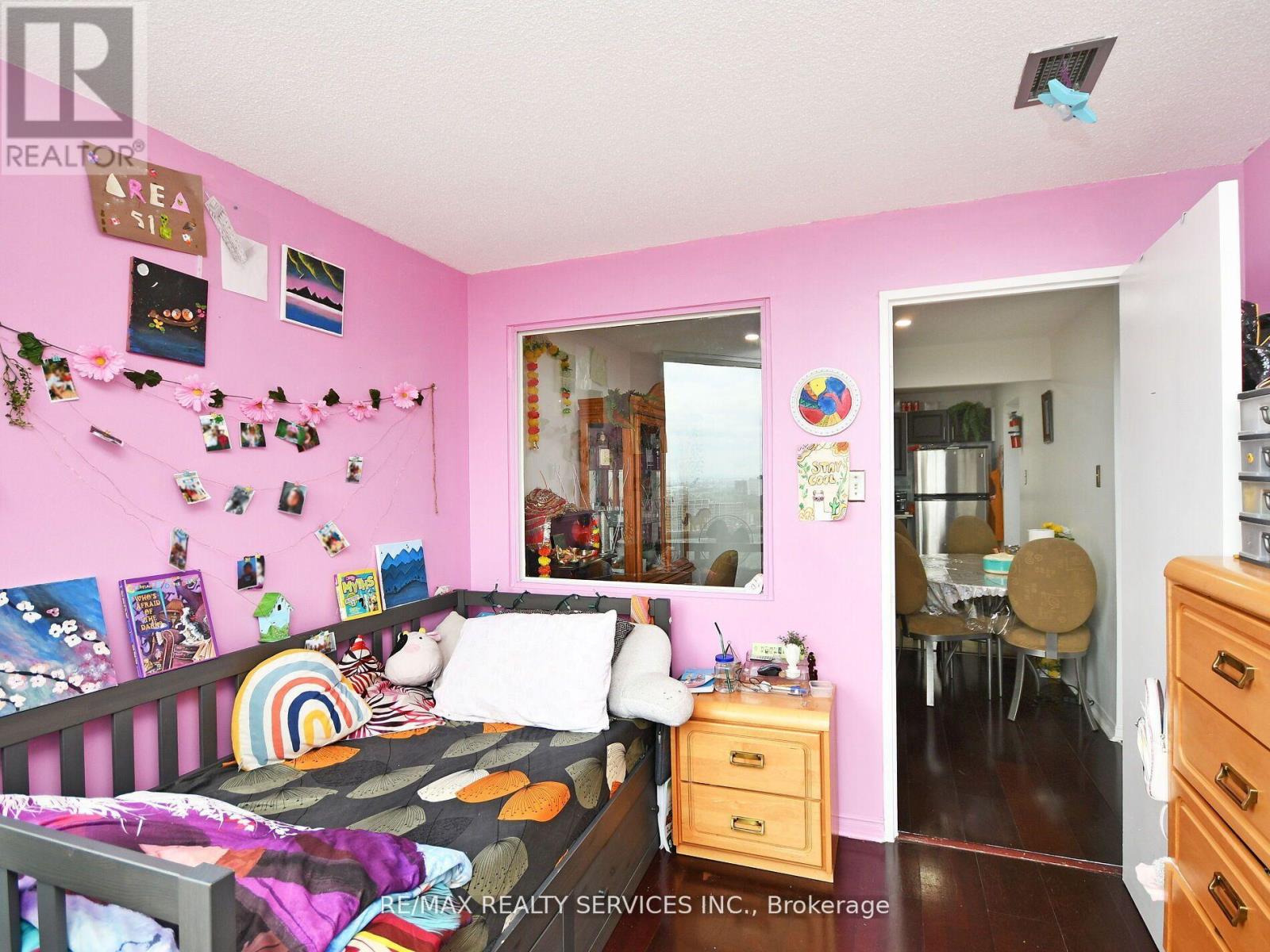 14 - 115 Hillcrest Avenue, Mississauga, Ontario  L5B 3Y9 - Photo 20 - W12681952