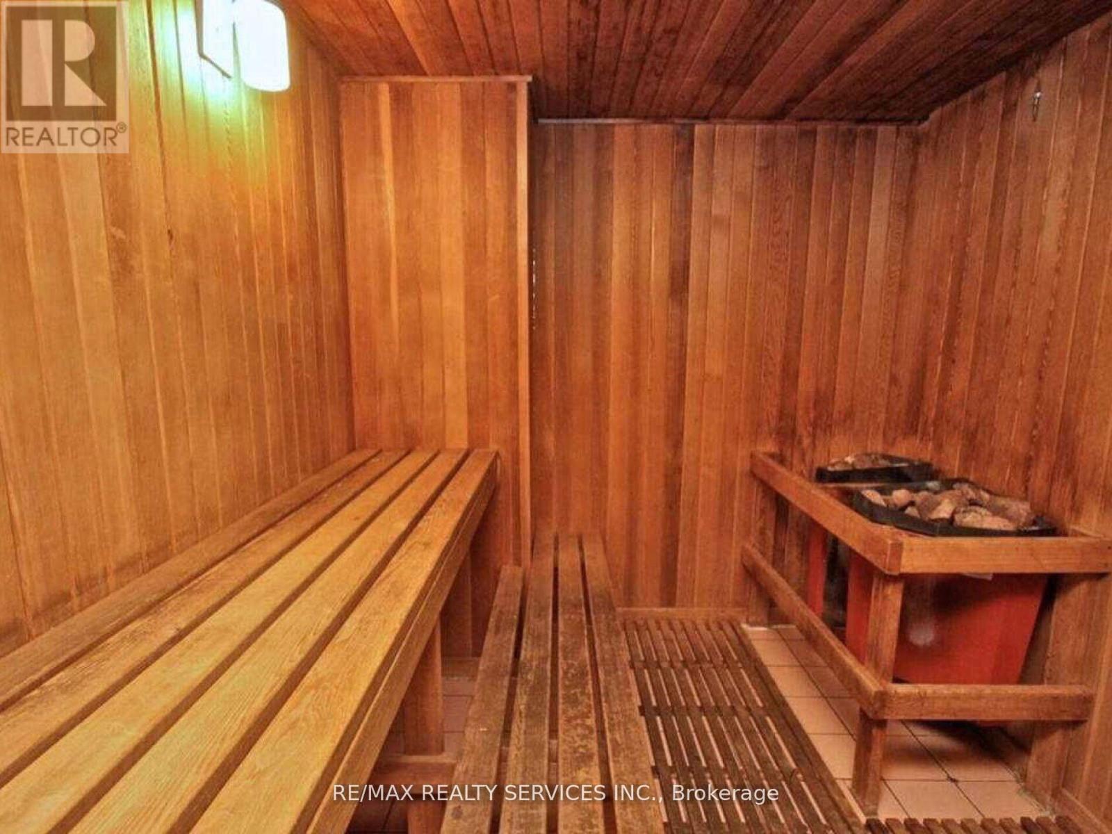 14 - 115 Hillcrest Avenue, Mississauga, Ontario  L5B 3Y9 - Photo 27 - W12681952