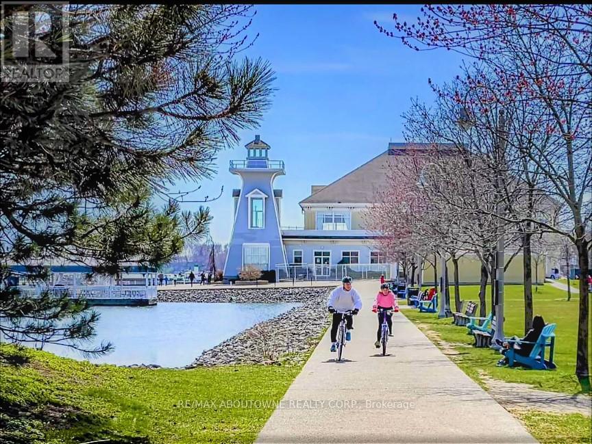 B0303 - 133 Bronte Road, Oakville, Ontario  L6L 3C1 - Photo 17 - W12681976