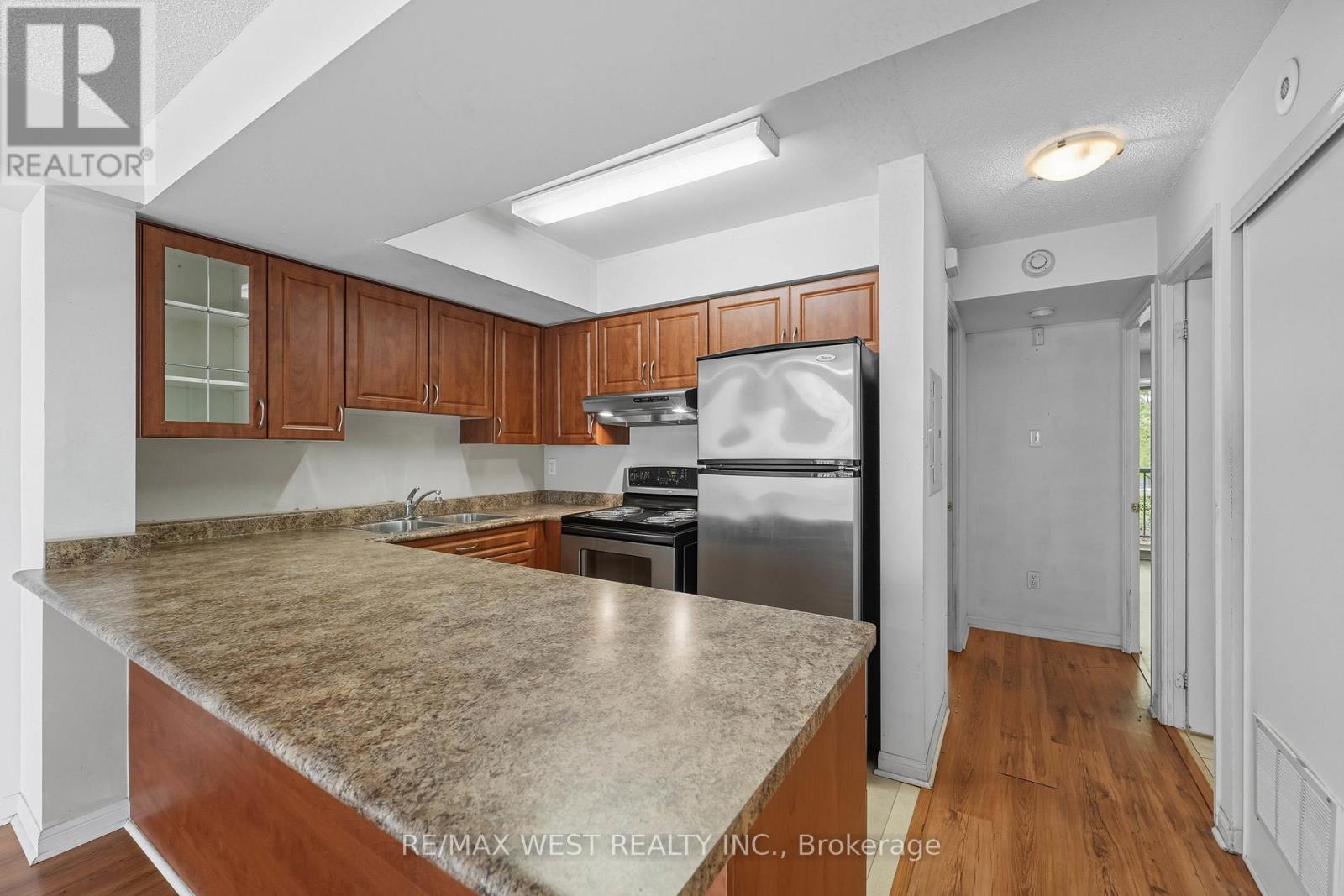 2078 - 65 George Appleton Way, Toronto, Ontario  M3M 0A2 - Photo 3 - W12682018