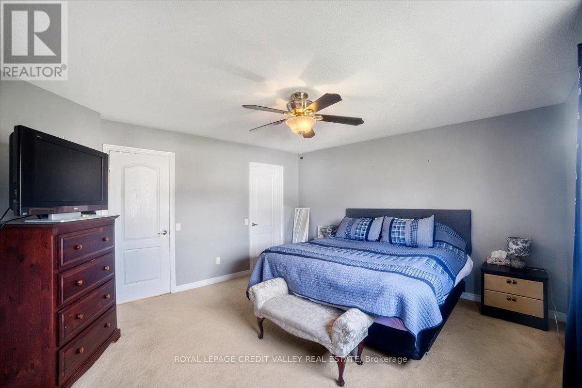 210 Marilyn Street, Shelburne, Ontario  L9V 3C7 - Photo 23 - X12416999