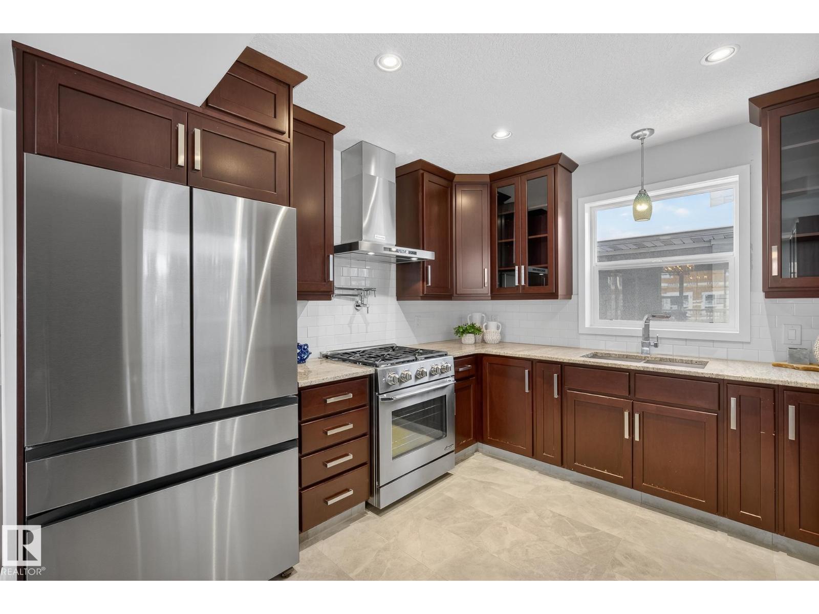 9714 87 St Nw, Edmonton, Alberta  T6C 3J3 - Photo 19 - E4469593