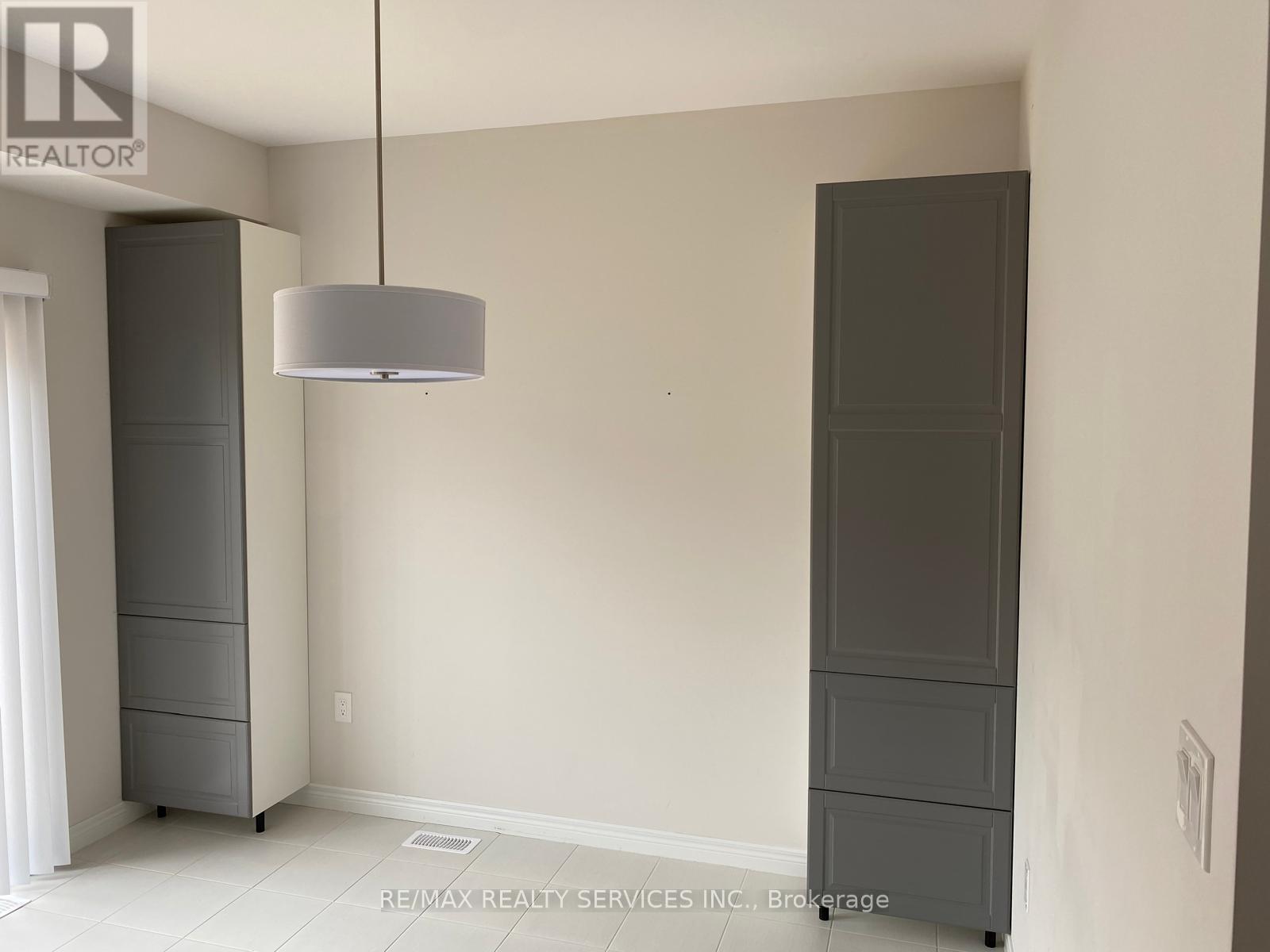 6 Marr Lane, Hamilton, Ontario  L9K 0K1 - Photo 9 - X12681944