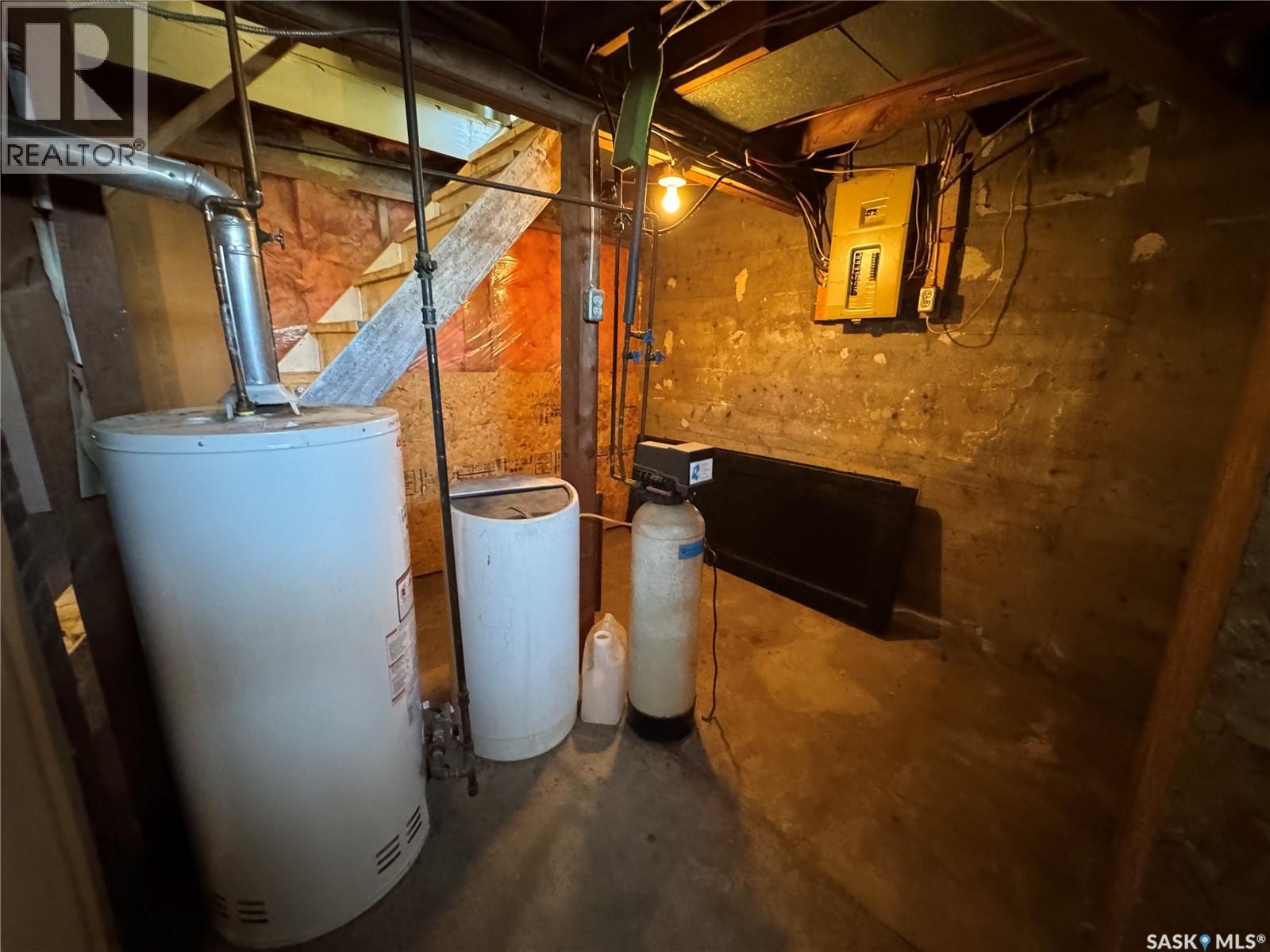 502 3rd Avenue E, Biggar, Saskatchewan  S0K 0M0 - Photo 19 - SK026295