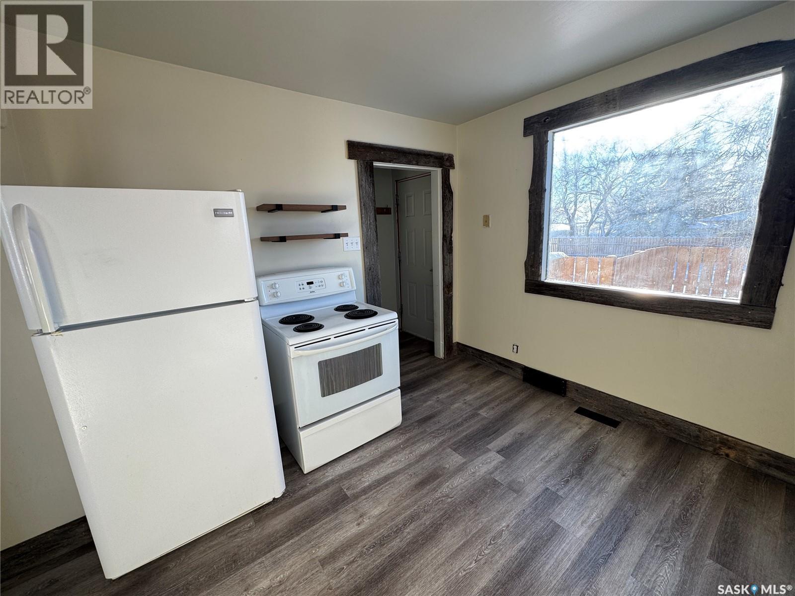 502 3rd Avenue E, Biggar, Saskatchewan  S0K 0M0 - Photo 7 - SK026295