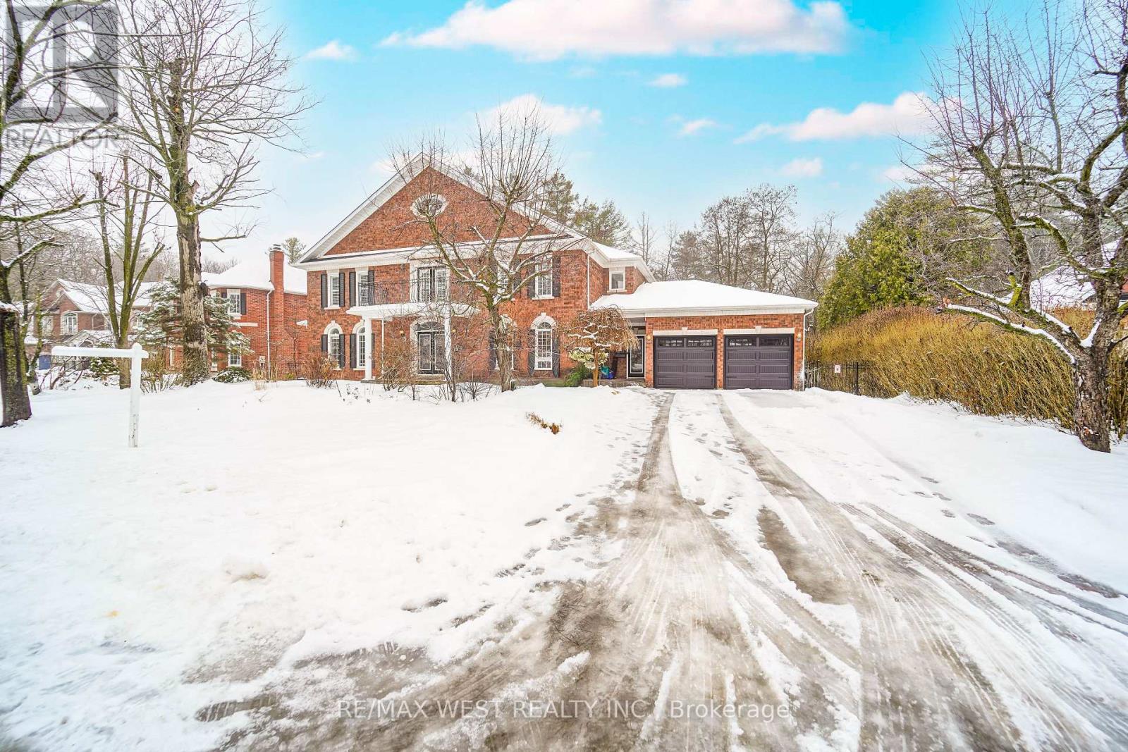 81 Woodview Drive, Pickering, Ontario  L1V 1L1 - Photo 4 - E12681514