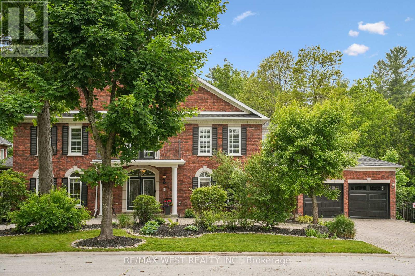 81 Woodview Drive, Pickering, Ontario  L1V 1L1 - Photo 3 - E12681514