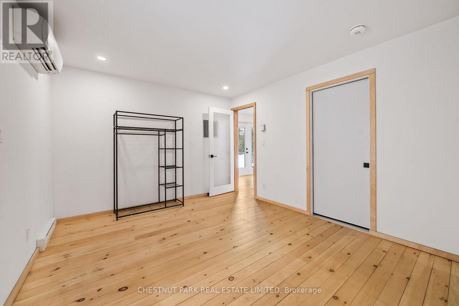 62 Mitchells Crossroad, Prince Edward County, Ontario  K0K 2T0 - Photo 37 - X12657366