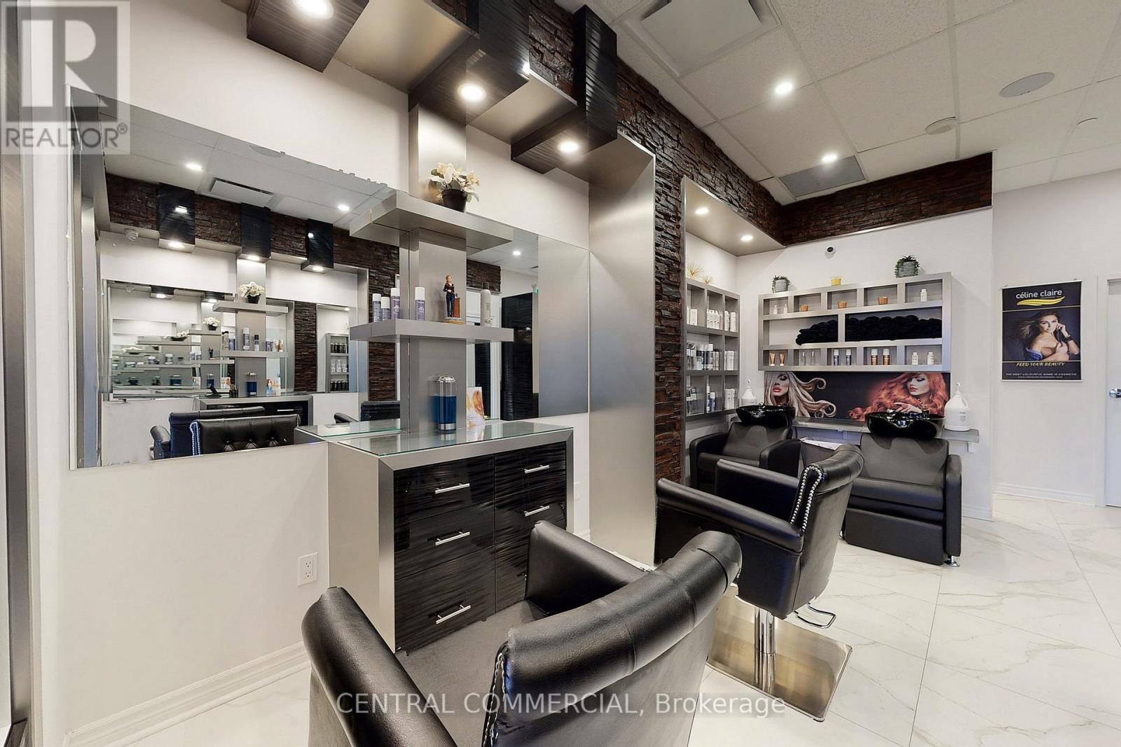 A8 - 9610 Yonge Street, Richmond Hill, Ontario  L4C 1V6 - Photo 6 - N12678786