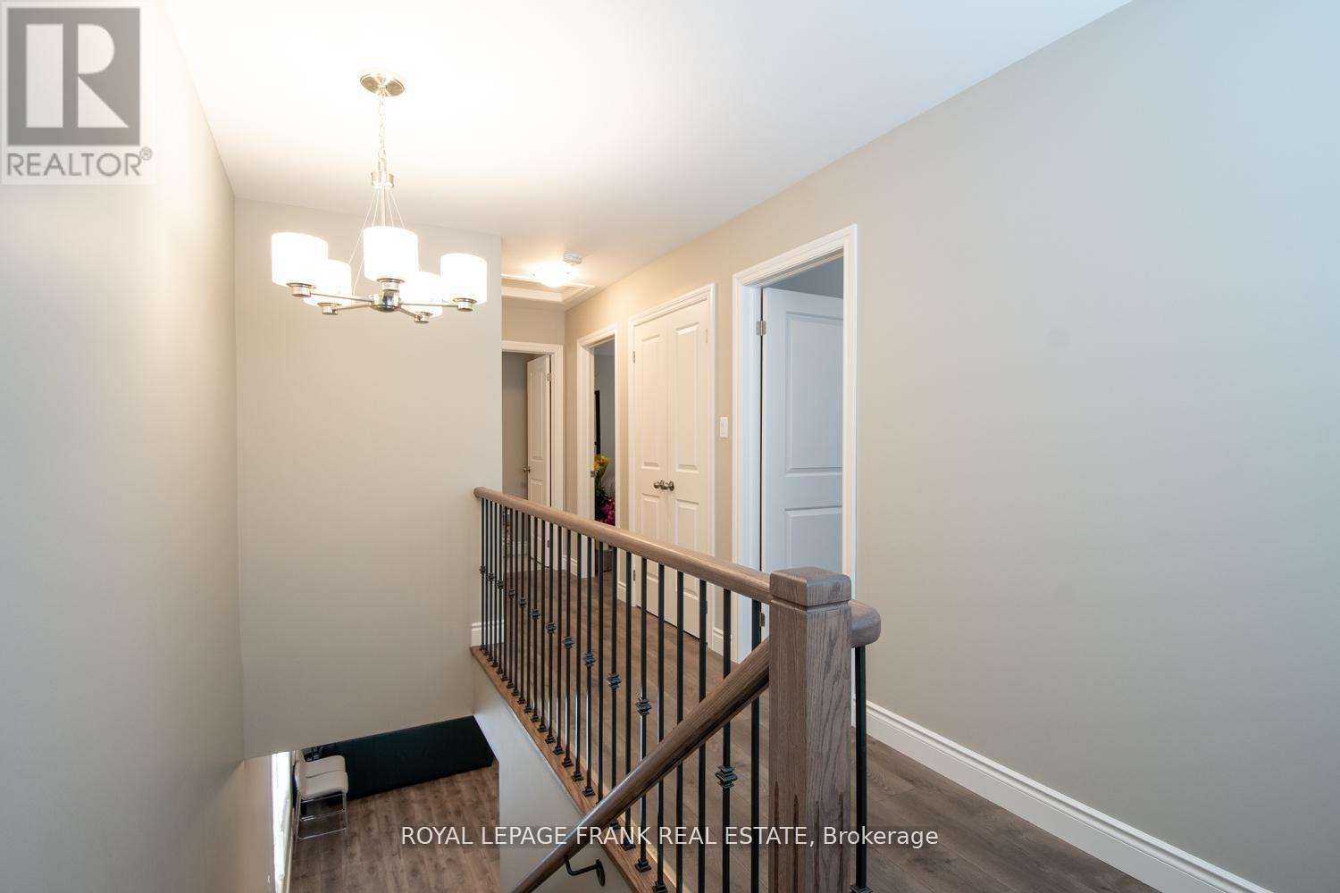 58 Vipond Road, Whitby, Ontario  L1M 2P2 - Photo 13 - E12682218