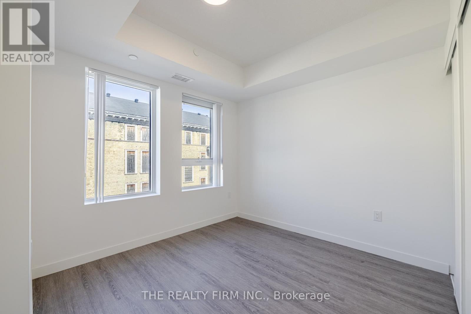 1218 - 375 South Street, London East, Ontario  N6B 0A5 - Photo 11 - X12682124