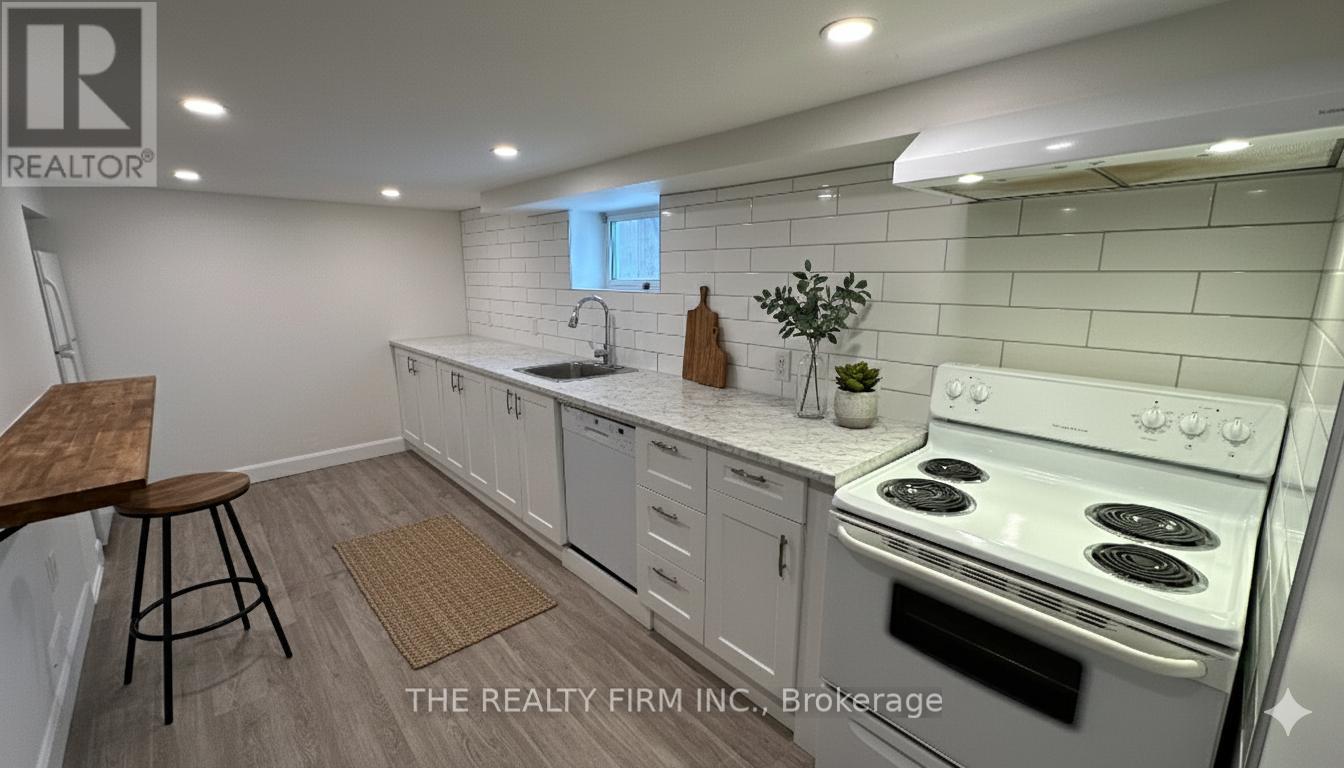 Lower - 341 Vancouver Street, London East, Ontario  N5W 4S7 - Photo 4 - X12682168