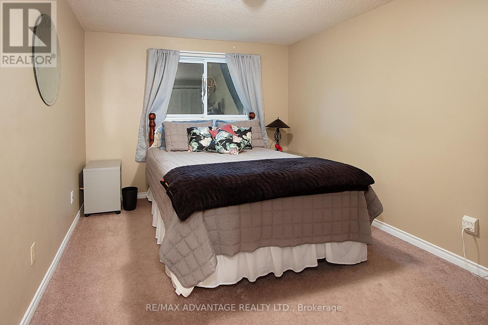 126 Olympic Crescent, London North, Ontario  N6G 3P7 - Photo 23 - X12682200