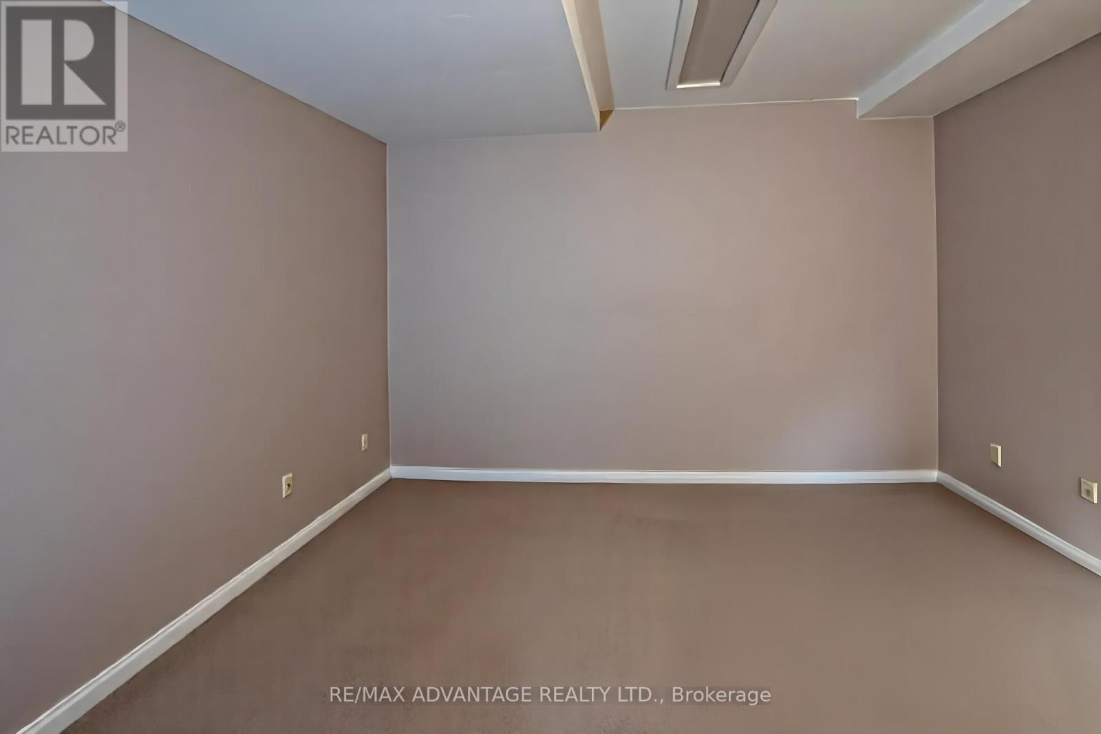 126 Olympic Crescent, London North, Ontario  N6G 3P7 - Photo 28 - X12682200