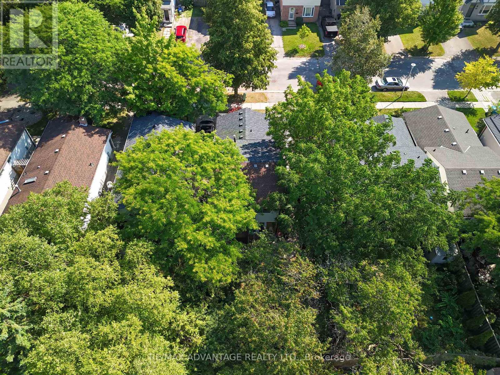 126 Olympic Crescent, London North, Ontario  N6G 3P7 - Photo 37 - X12682200