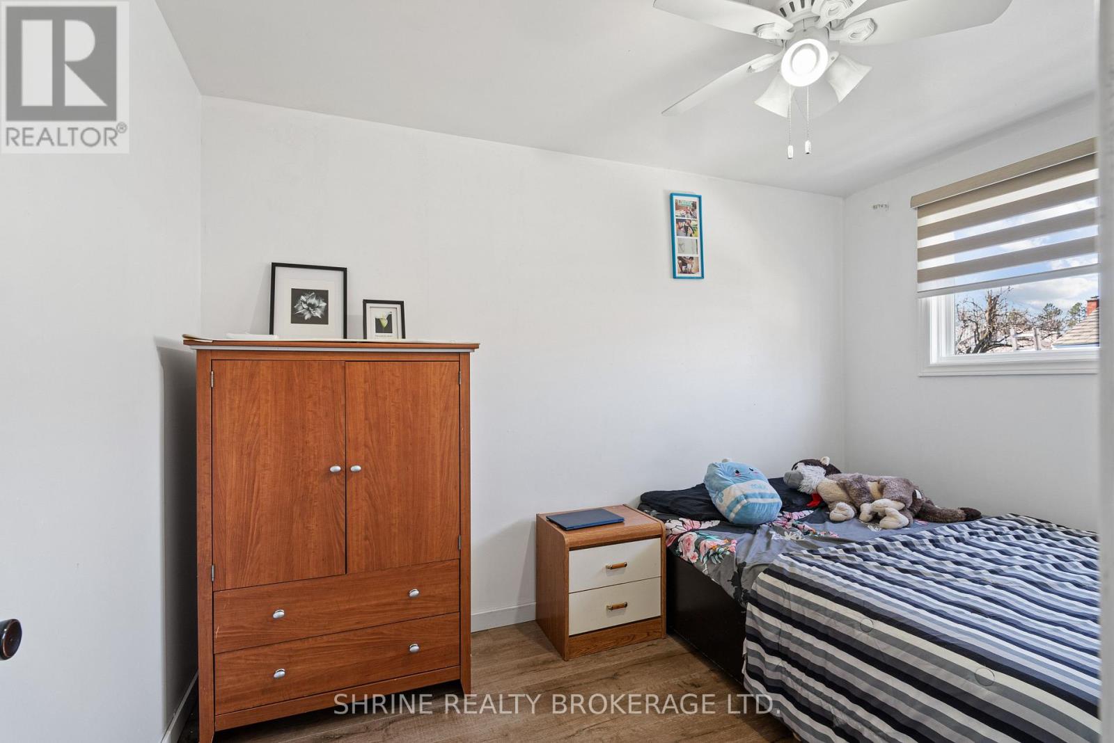 15 Garland Crescent, London East, Ontario  N5V 1N4 - Photo 14 - X12682258