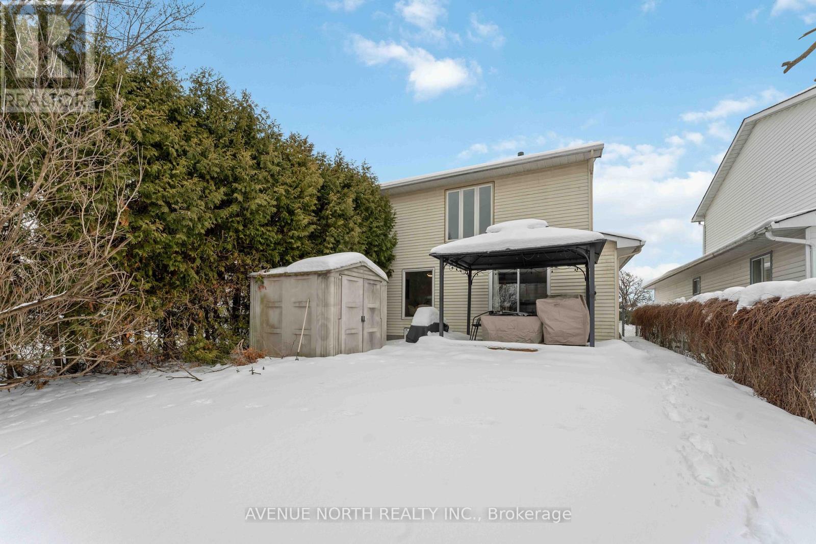1017 Arrowhead Place, Ottawa, Ontario  K1C 2S5 - Photo 30 - X12682250